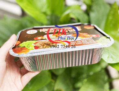 In thương hiệu trên nắp khay giấy bạc