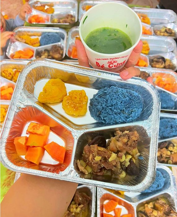 Khay giấy bạc 3 ngăn đựng cơm