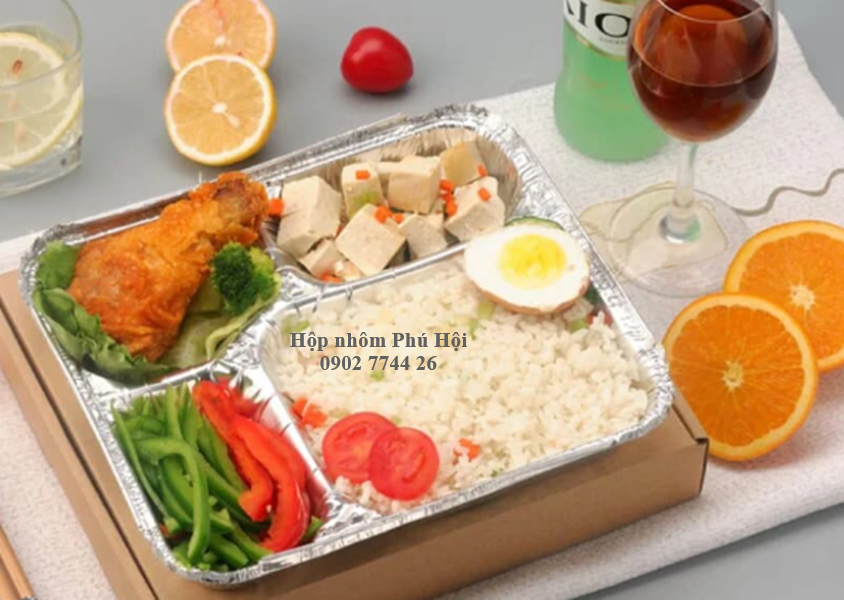 Khay giấy bạc 4 ngăn đựng cơm